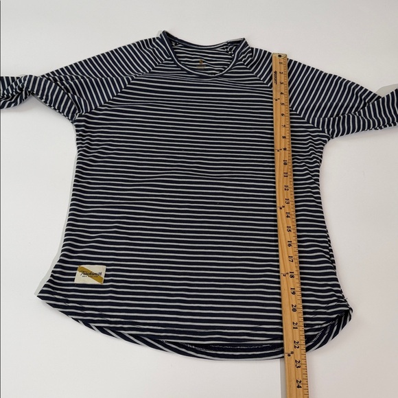 Tracksmith Long Sleeve Tee Size S Navy Gray Stripe Soft Designed For Runners - Picture 7 of 12